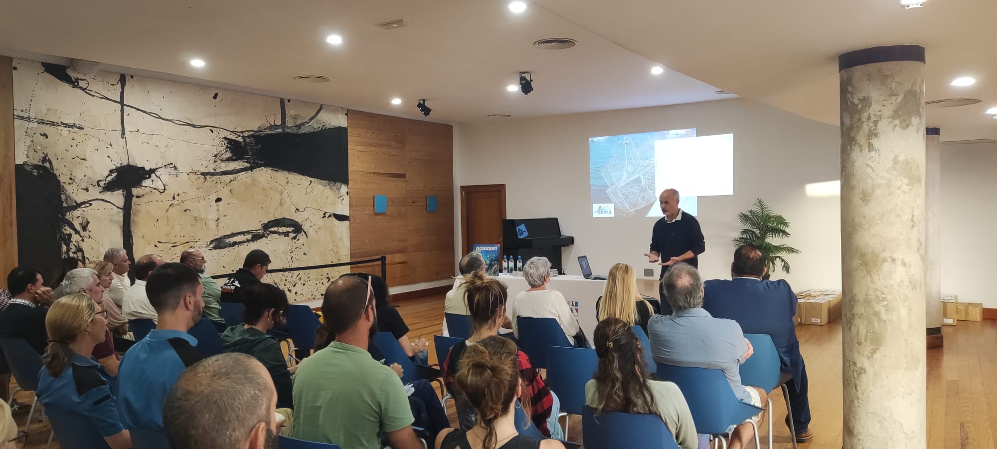 The Cabildo of Lanzarote and the ULPGC present the Amplía Project, marine study of the eastern islands